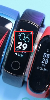 榮耀手環(huán)4主界面中間數(shù)字顯示表示什么